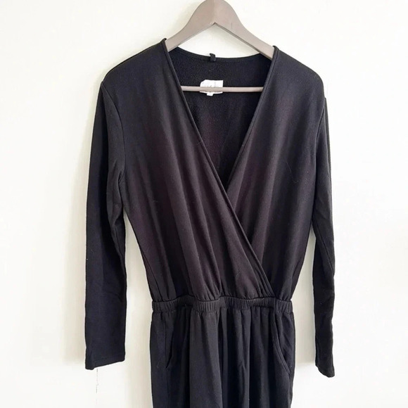 Lou & Grey LOFT black Signature Soft knit blend Crossover Jumpsuit size small - Picture 3 of 7